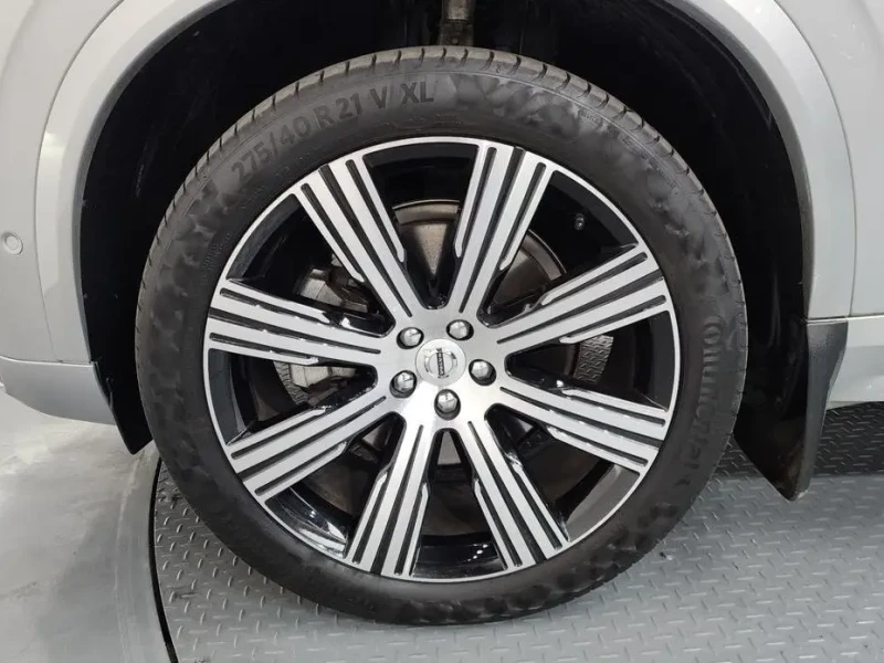2023 Volvo XC90 с пробегом 65 980 км