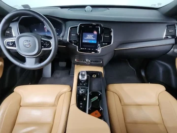 2023 Volvo XC90 с пробегом 65 980 км