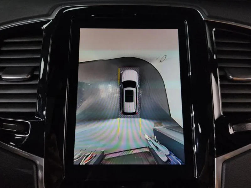 2023 Volvo XC90 с пробегом 65 980 км