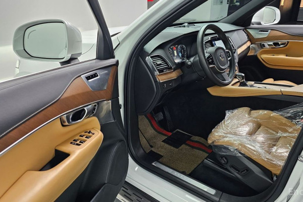 2019 Volvo XC90 с пробегом 87 748 км