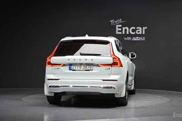 2021 Volvo XC60 с пробегом 26 581 км