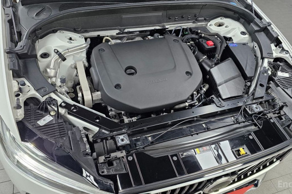 2021 Volvo XC60 с пробегом 26 581 км