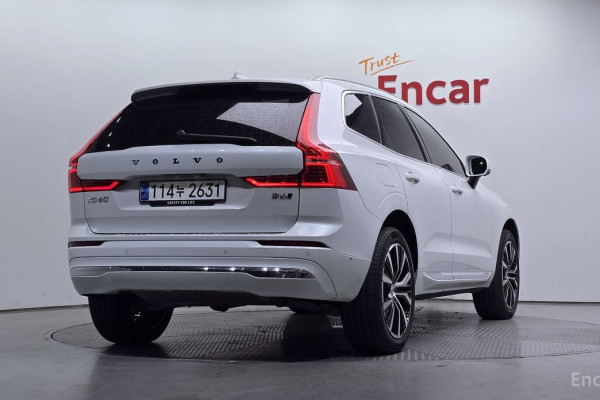 2023 Volvo XC60 с пробегом 19 830 км