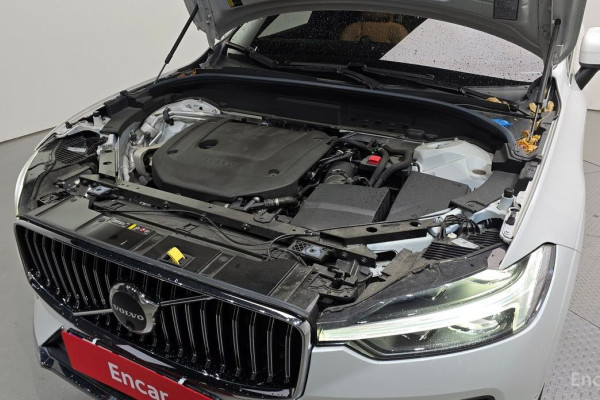 2023 Volvo XC60 с пробегом 19 830 км