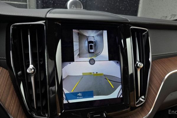 2023 Volvo XC60 с пробегом 19 830 км