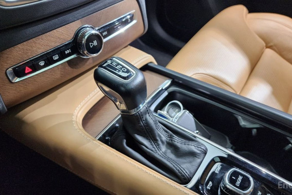 2017 Volvo XC90 с пробегом 175 457 км