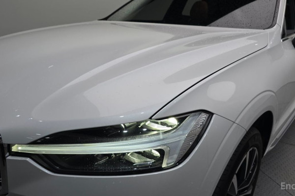 2023 Volvo XC60 с пробегом 19 830 км