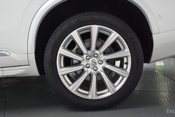 2018 Volvo XC90 с пробегом 100 739 км