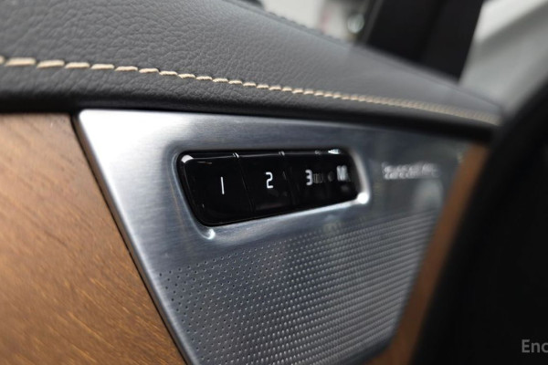 2018 Volvo XC90 с пробегом 100 739 км