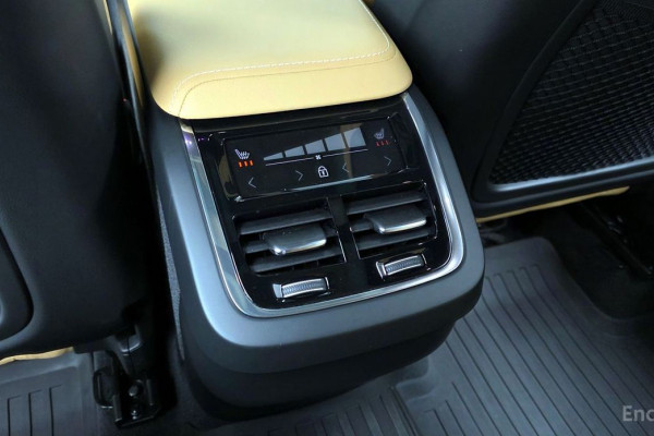 2021 Volvo XC60 с пробегом 26 761 км