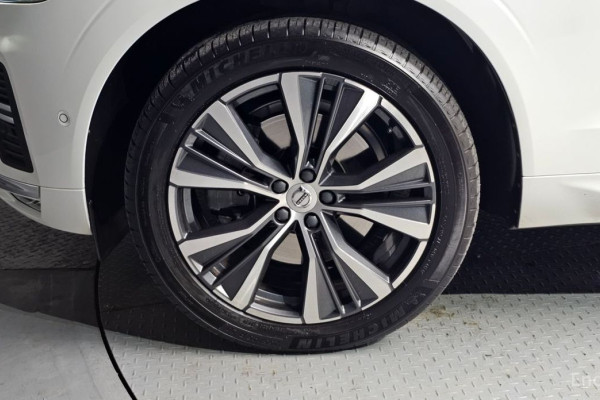 2021 Volvo XC60 с пробегом 53 663 км