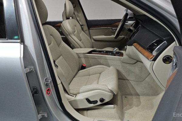 2020 Volvo XC90 с пробегом 63 012 км