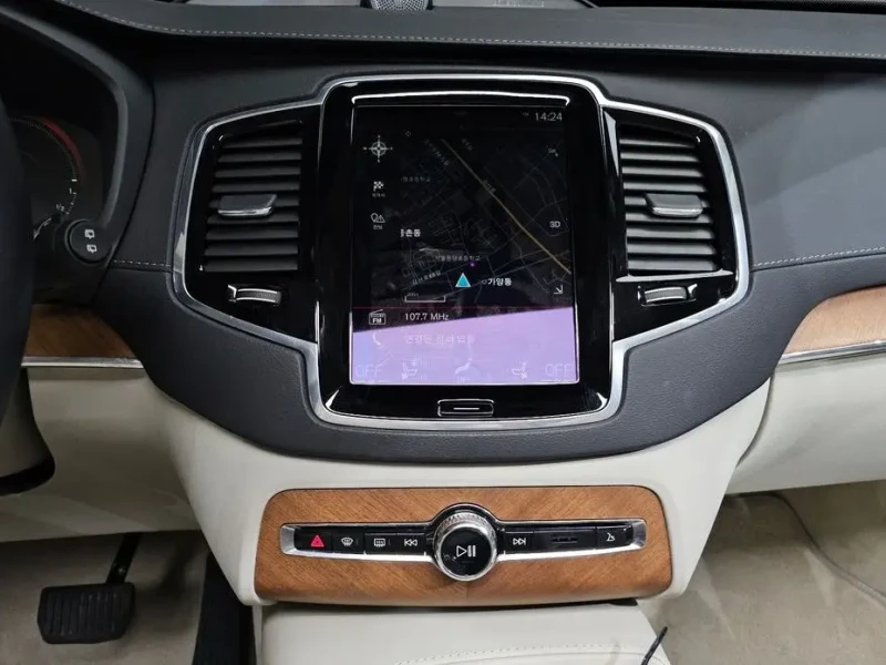 2020 Volvo XC90 с пробегом 63 012 км