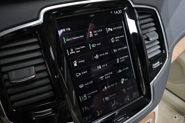 2020 Volvo XC90 с пробегом 63 012 км