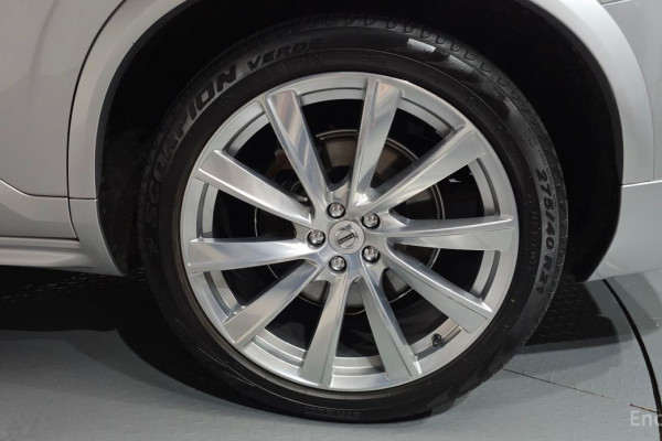 2020 Volvo XC90 с пробегом 63 012 км