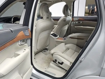 2020 Volvo XC90 с пробегом 63 012 км