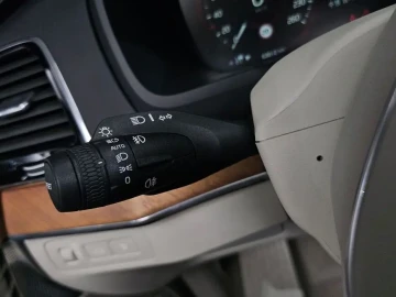 2020 Volvo XC90 с пробегом 63 012 км