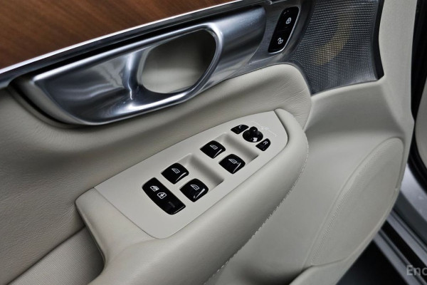 2020 Volvo XC90 с пробегом 63 012 км