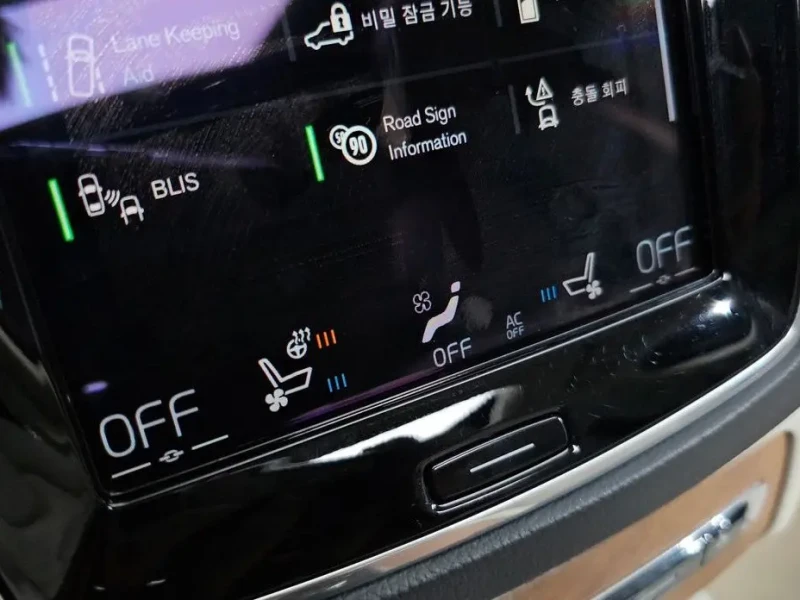 2020 Volvo XC90 с пробегом 63 012 км