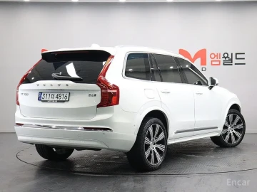 2024 Volvo XC90 с пробегом 38 559 км