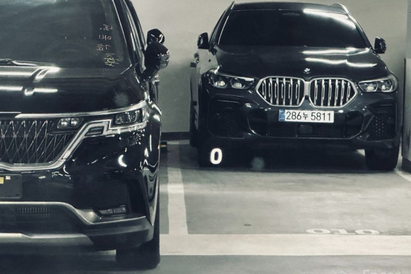 2023 Volvo XC60 с пробегом 33 528 км