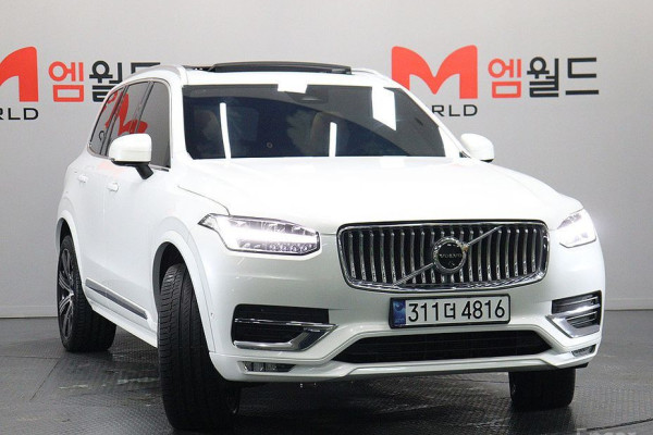 2024 Volvo XC90 с пробегом 38 559 км