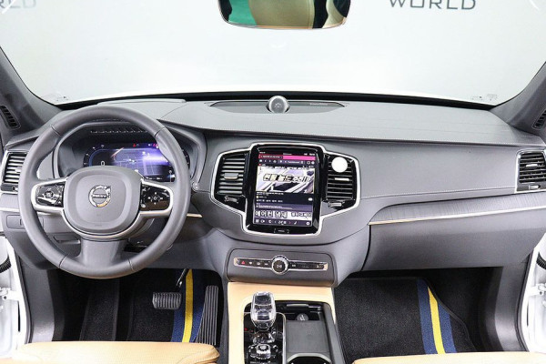 2024 Volvo XC90 с пробегом 38 559 км