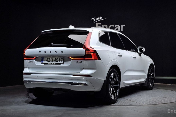 2026 Volvo XC60 с пробегом 5 544 км