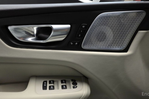 2026 Volvo XC60 с пробегом 5 544 км