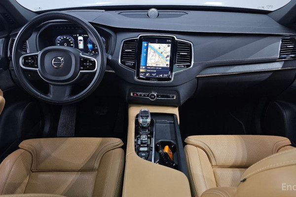 2021 Volvo XC90 с пробегом 50 228 км