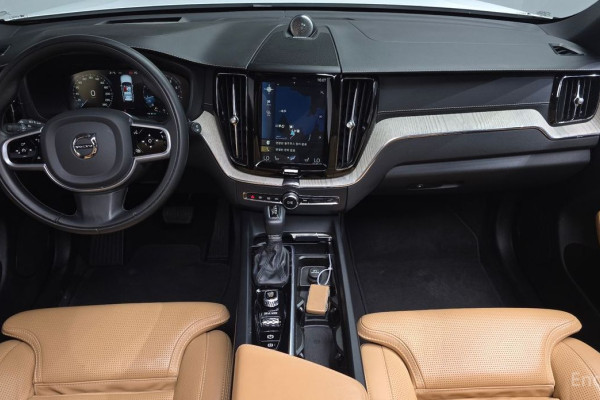 2019 Volvo XC60 с пробегом 59 192 км