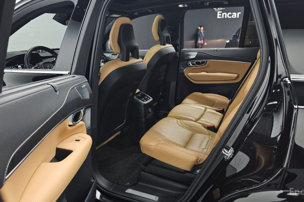 2021 Volvo XC90 с пробегом 50 228 км