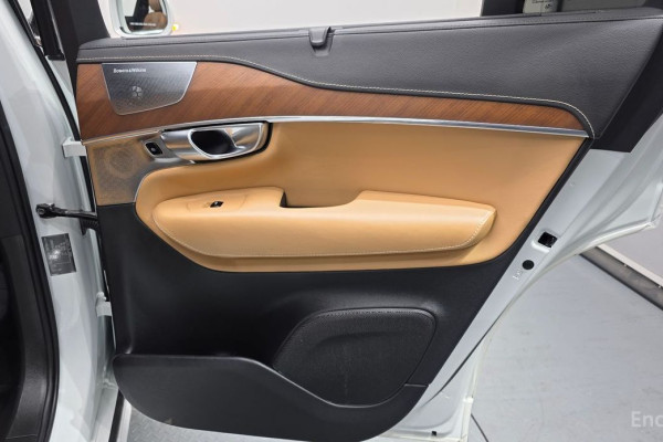 2019 Volvo XC90 с пробегом 99 589 км