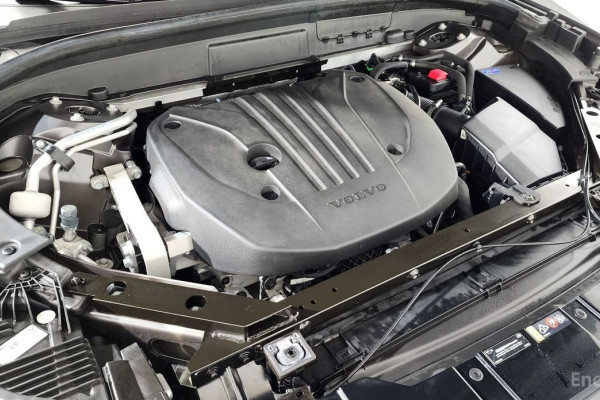 2024 Volvo XC60 с пробегом 29 375 км