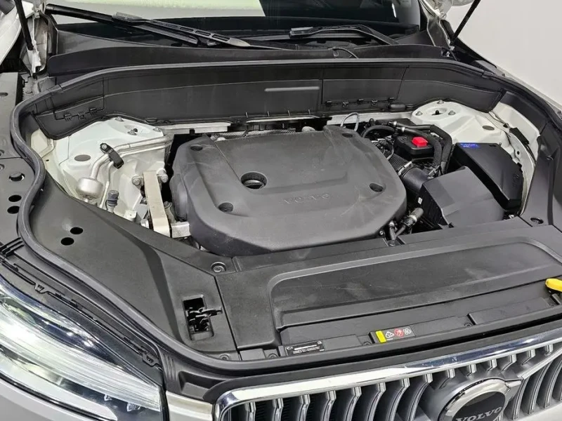 2023 Volvo XC90 с пробегом 95 788 км