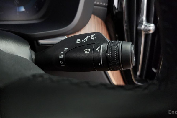 2024 Volvo XC60 с пробегом 29 375 км