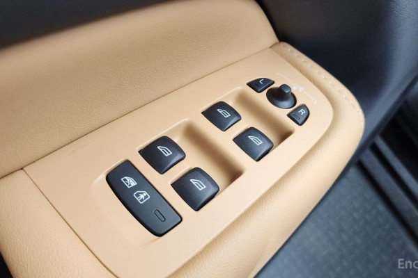 2024 Volvo XC60 с пробегом 29 375 км