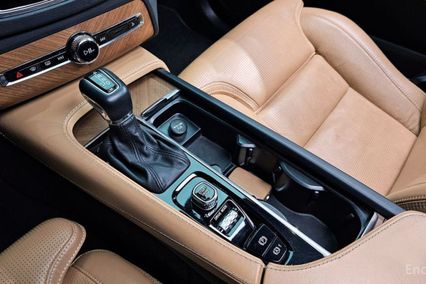 2019 Volvo XC90 с пробегом 91 548 км