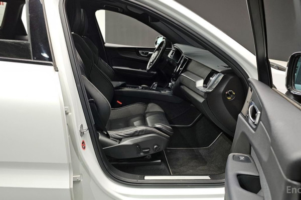 2020 Volvo XC60 с пробегом 65 354 км