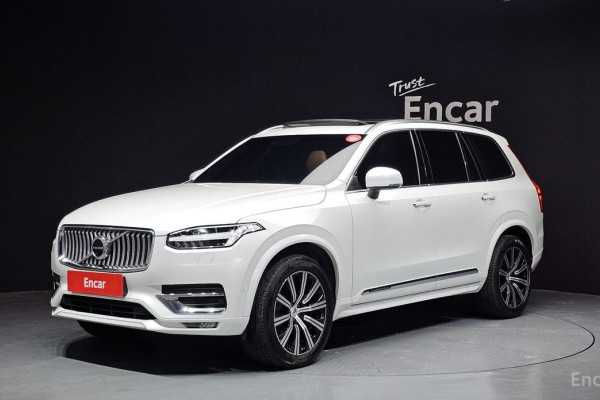 2020 Volvo XC90 с пробегом 68 702 км