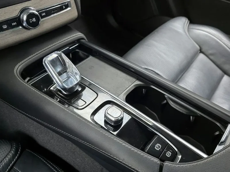2022 Volvo XC90 с пробегом 109 819 км