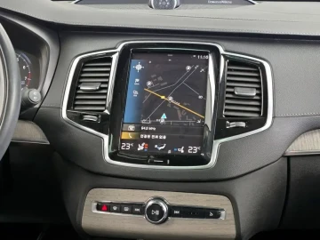 2022 Volvo XC90 с пробегом 109 819 км