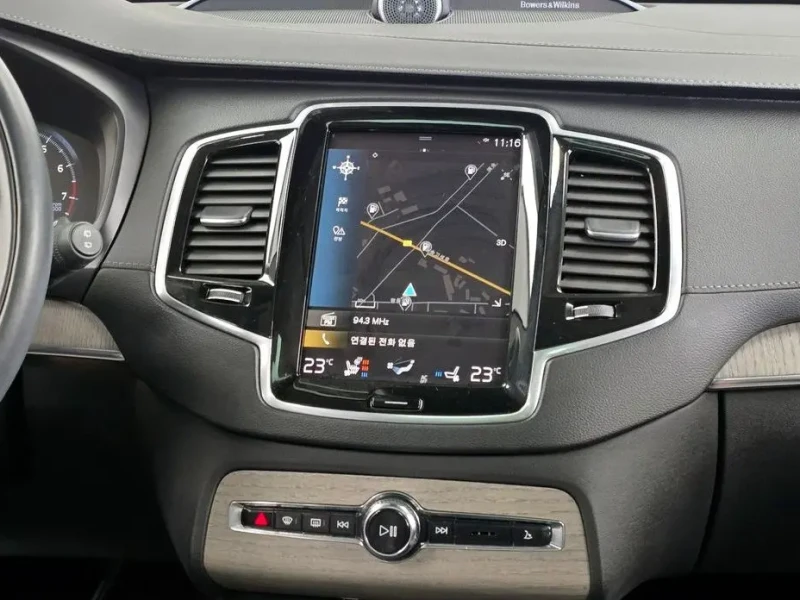 2022 Volvo XC90 с пробегом 109 819 км