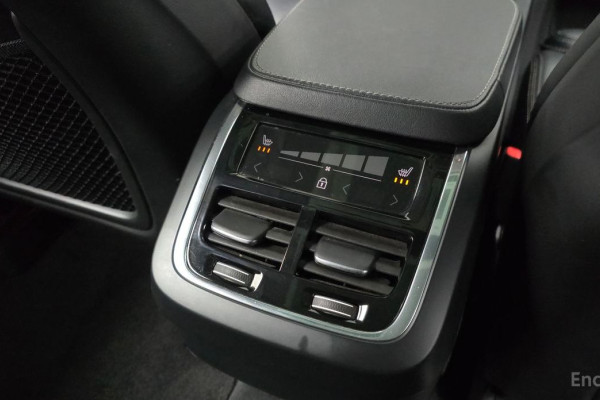 2022 Volvo XC90 с пробегом 109 819 км