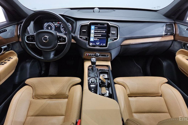 2017 Volvo XC90 с пробегом 171 845 км