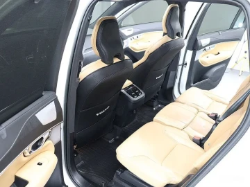 2022 Volvo XC90 с пробегом 28 862 км
