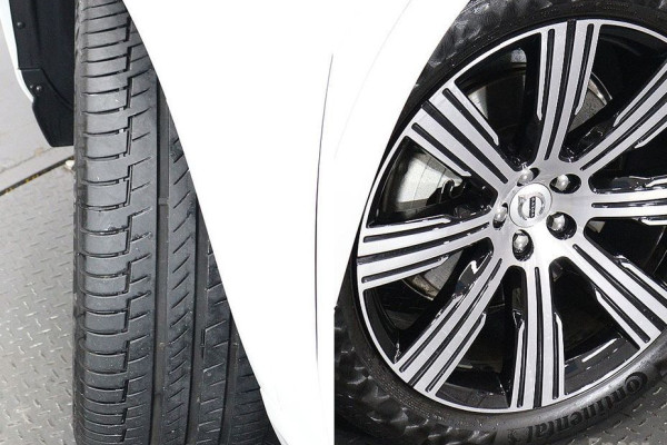 2022 Volvo XC90 с пробегом 28 862 км