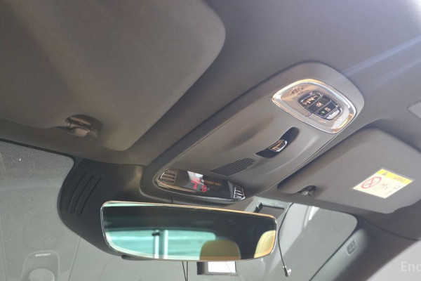 2021 Volvo XC60 с пробегом 27 912 км