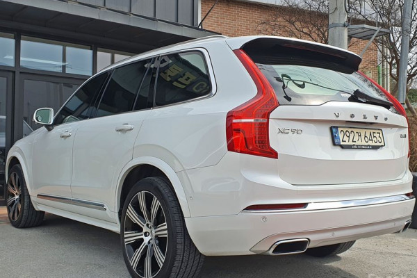 2021 Volvo XC90 с пробегом 134 270 км