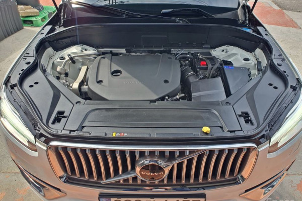 2021 Volvo XC90 с пробегом 134 270 км